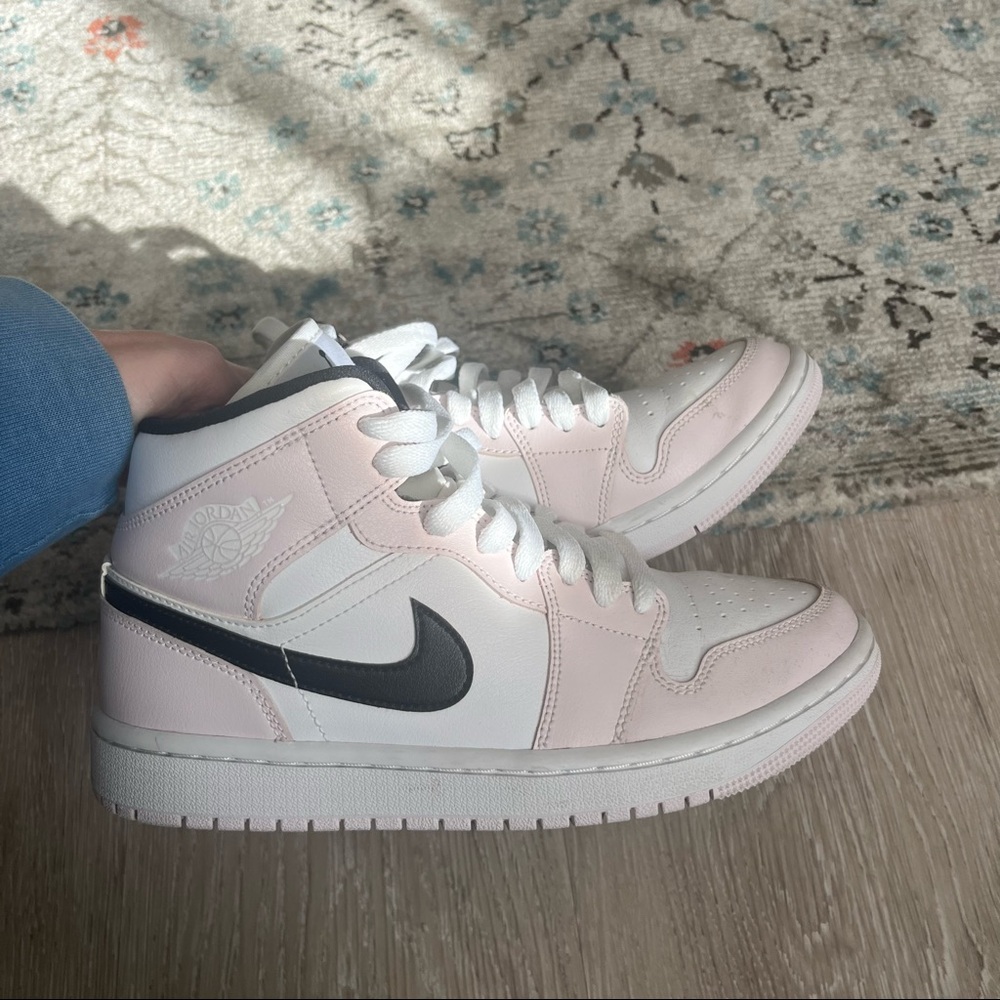 Nike Air Jordan Sneakers